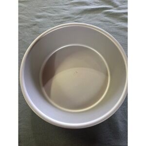 Vintage Wear-Ever Aluminum Round Cake Pan No. 802 Made in USA Silver